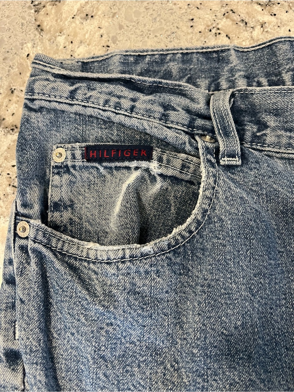 Vintage Tommy Hilfiger Men’s Washed Blue Relaxed Carpenter Jeans - Picture 10 of 11
